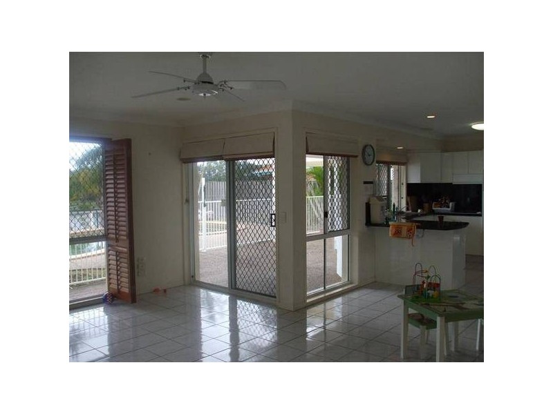 Clear Island Waters QLD 4226