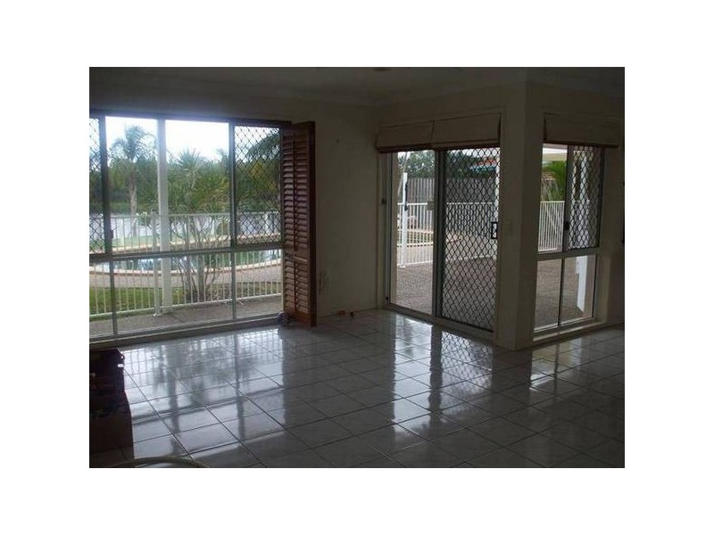 Clear Island Waters QLD 4226