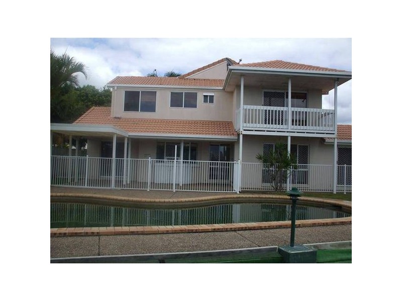 Clear Island Waters QLD 4226