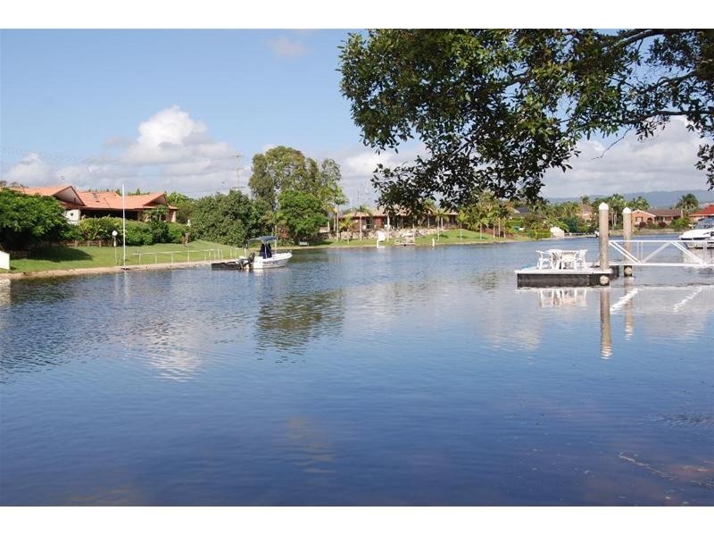 Broadbeach Waters QLD 4218