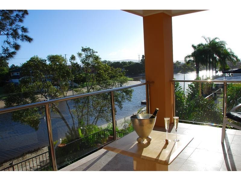 Broadbeach Waters QLD 4218
