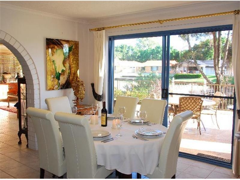 Broadbeach Waters QLD 4218