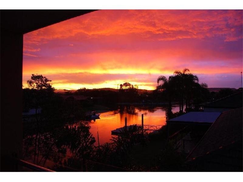 Broadbeach Waters QLD 4218