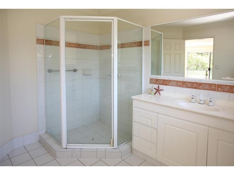 50 Canopy Drive, Bonogin QLD 4213