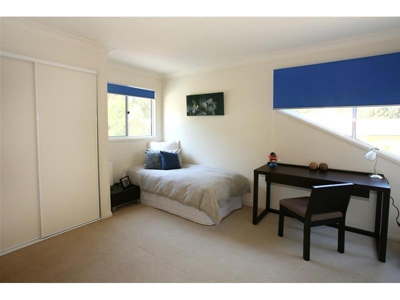 50 Canopy Drive, Bonogin QLD 4213