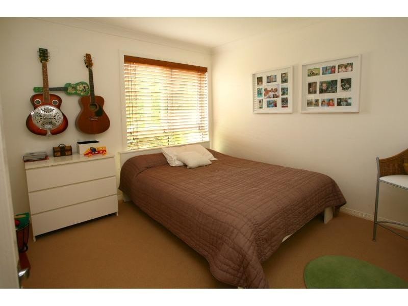65 Fairways Drive, Clear Island Waters QLD 4226