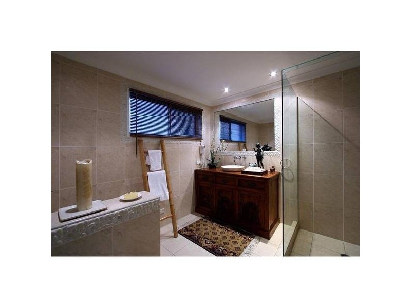 Broadbeach Waters QLD 4218