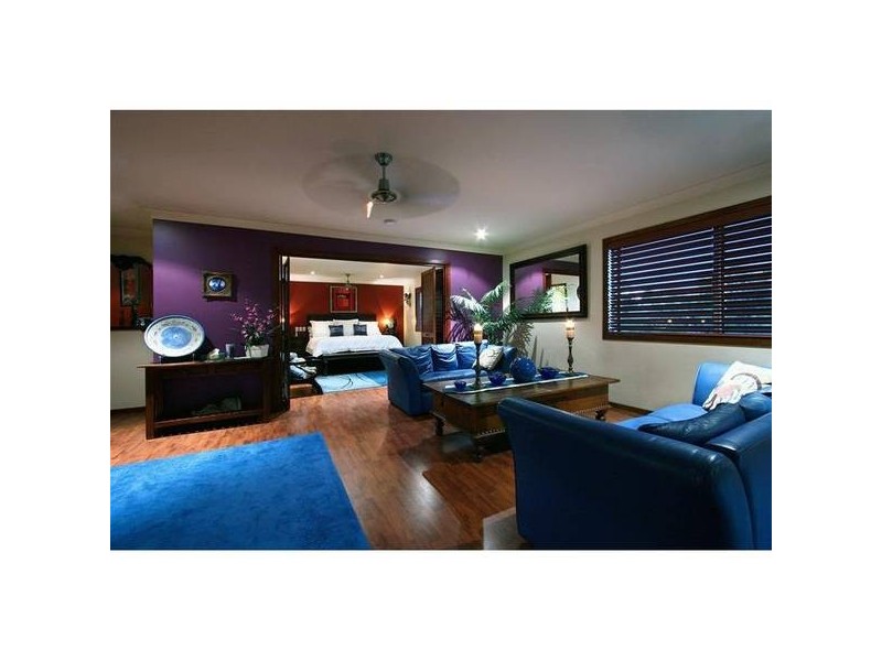 Broadbeach Waters QLD 4218