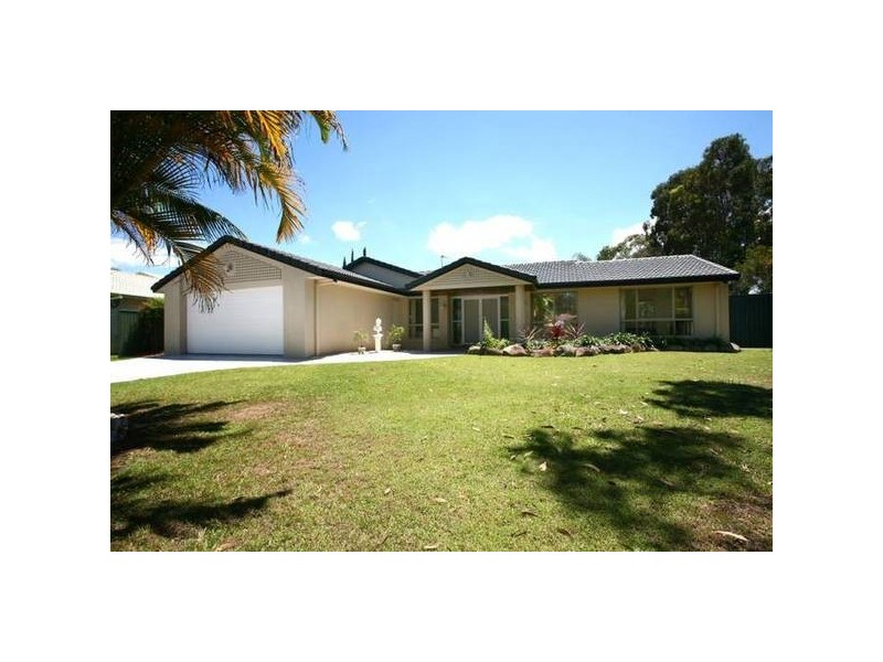 12 Bronte Court, Robina QLD 4226