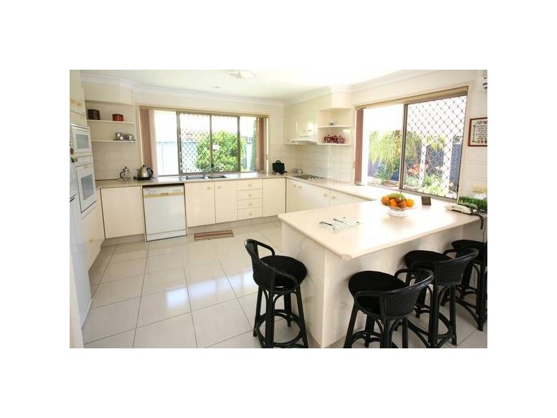 12 Bronte Court, Robina QLD 4226