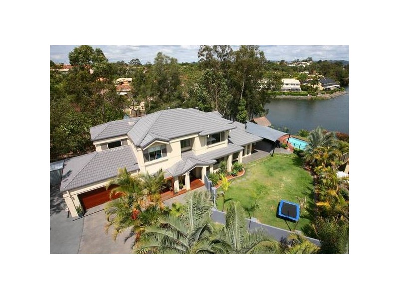 2 Mornington Terrace, Robina QLD 4226