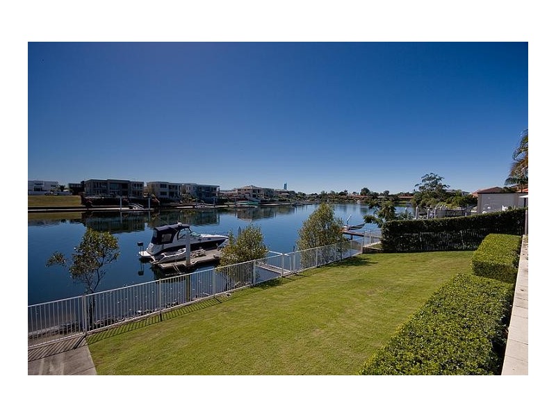 Broadbeach Waters QLD 4218