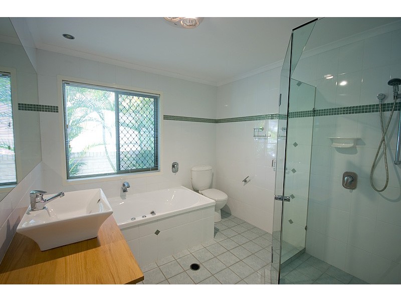 Broadbeach Waters QLD 4218