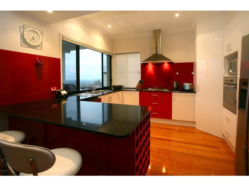 5 Chevron Rise, Highland Park QLD 4211
