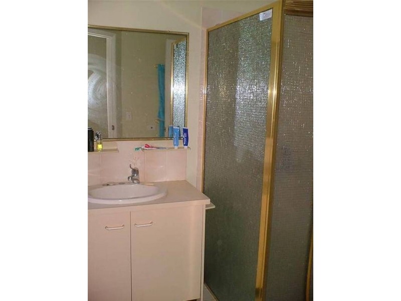 1/172 Barrier Reef Drive, Mermaid Waters QLD 4218