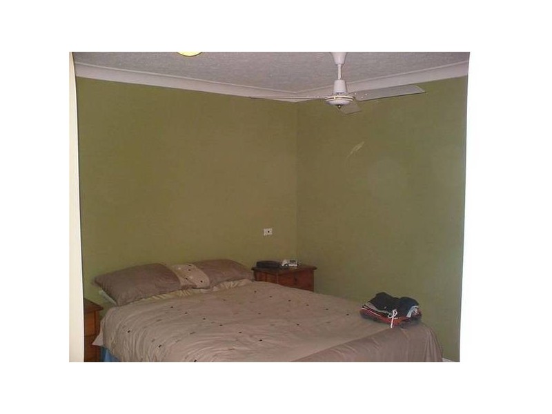 1/172 Barrier Reef Drive, Mermaid Waters QLD 4218