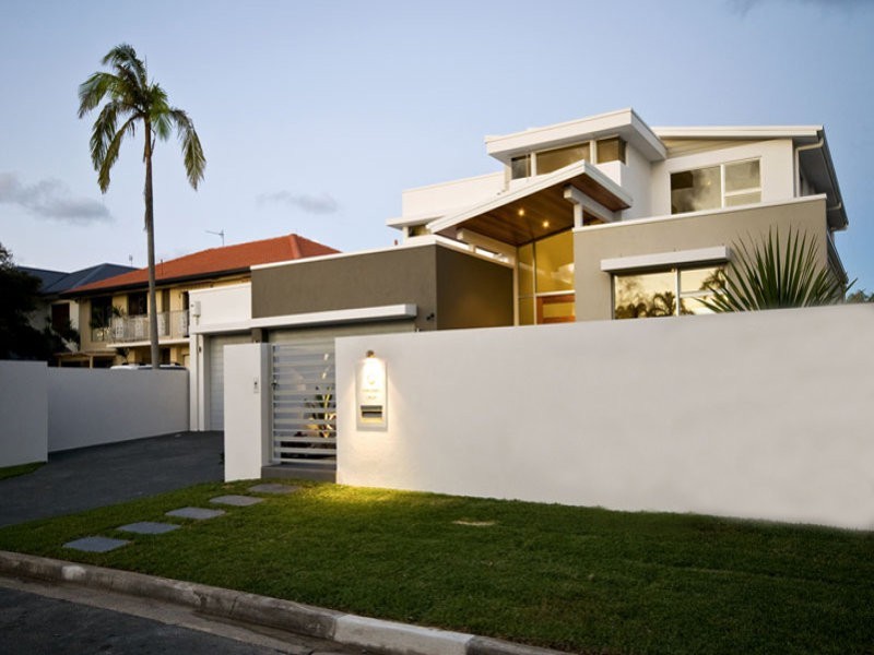 Broadbeach Waters QLD 4218