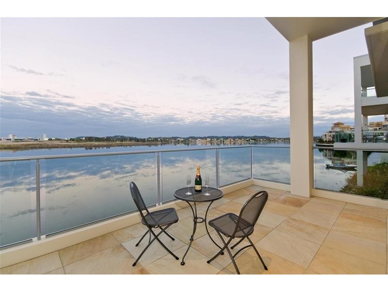 Varsity Lakes QLD 4227