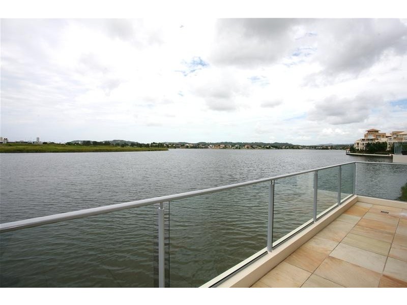 Varsity Lakes QLD 4227