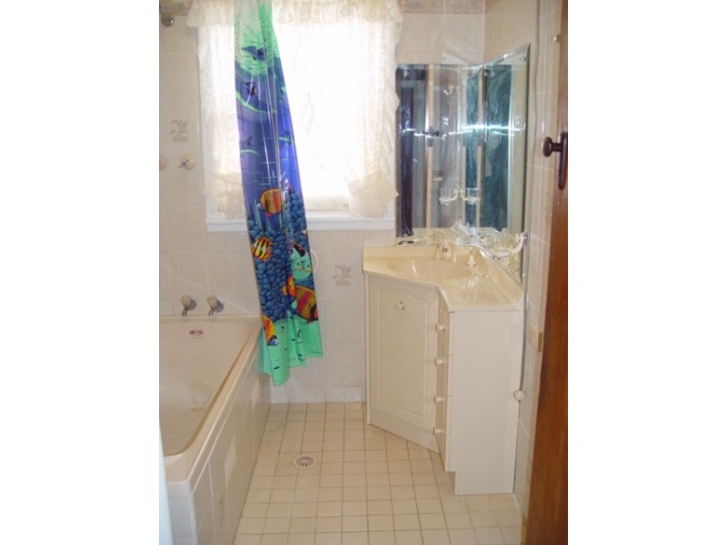 9 Linwood Street, Guildford West NSW 2161