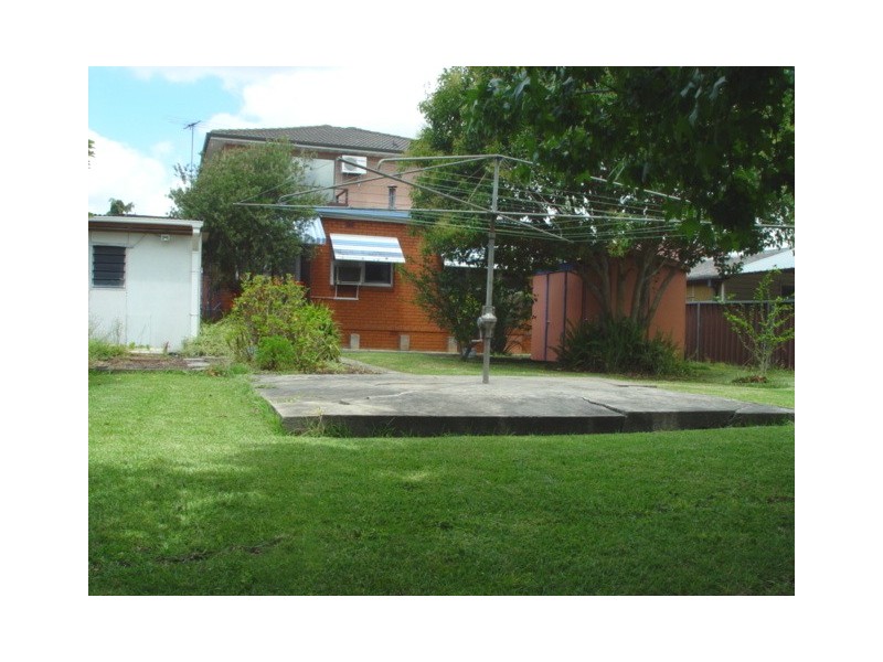 9 Linwood Street, Guildford West NSW 2161