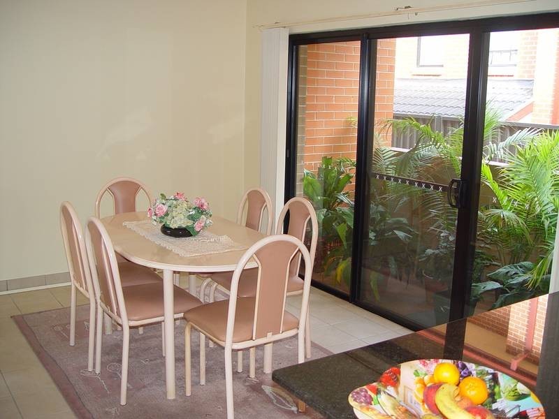 2/72 Marsden Street, Parramatta NSW 2150