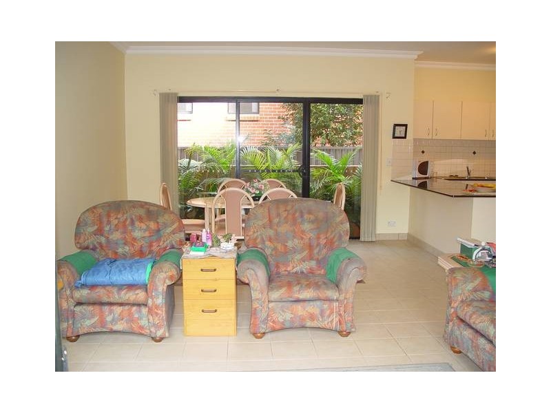 2/72 Marsden St, Parramatta NSW 2150