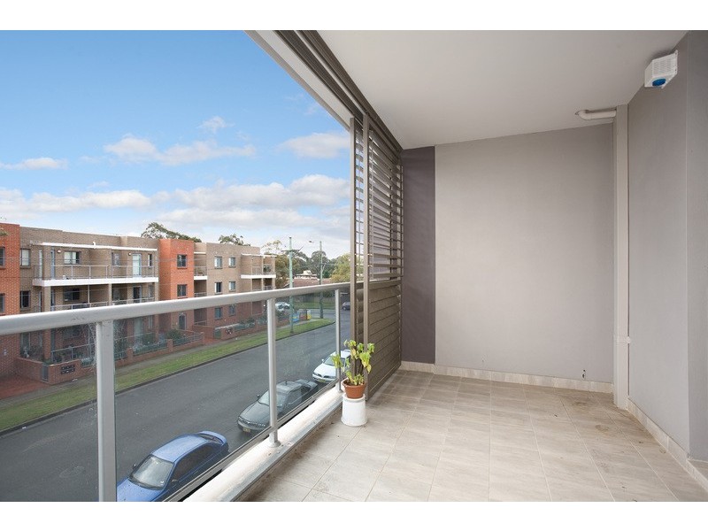 28/142 Bridge Rd, Westmead NSW 2145