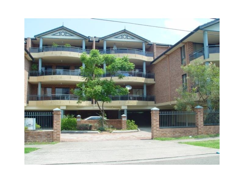 12/74 Pitt Street, Parramatta NSW 2150