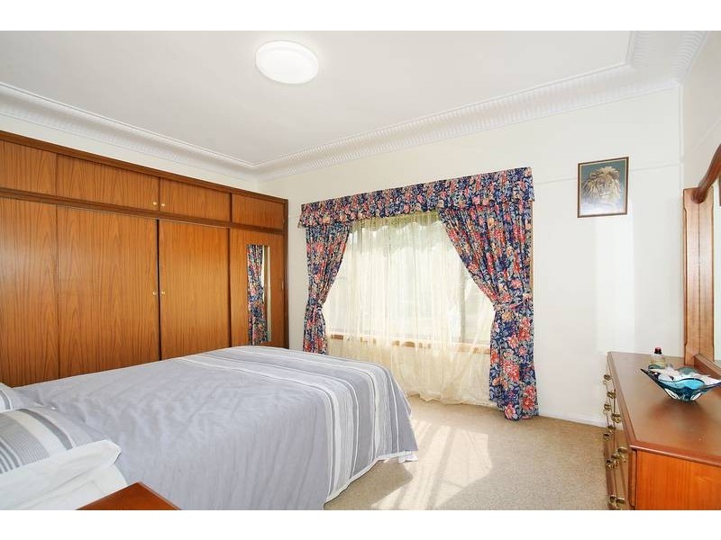 12 Belinda Place, Mays Hill NSW 2145