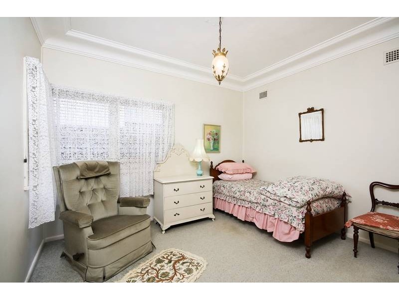 62 Grand Avenue, Westmead NSW 2145