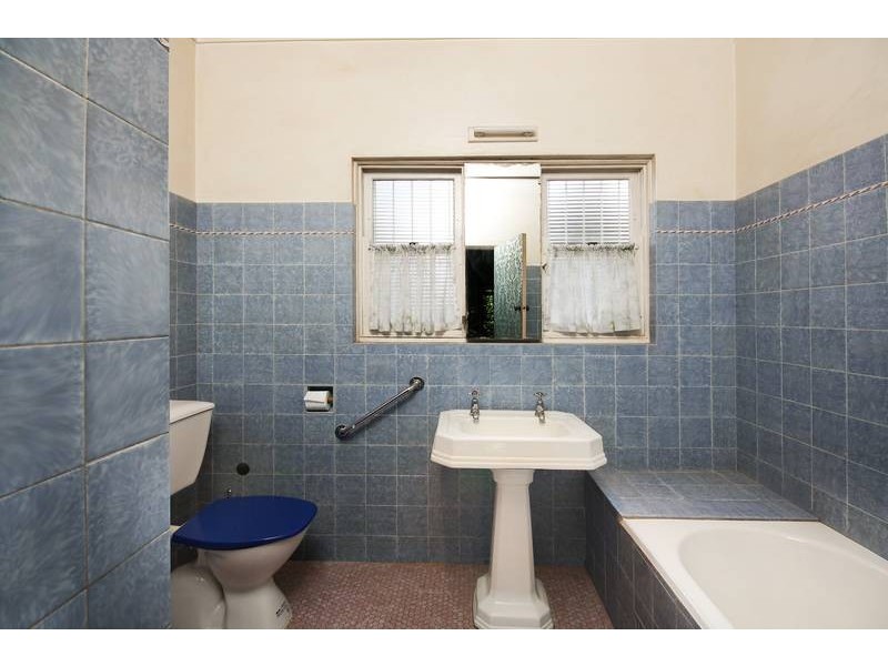 62 Grand Avenue, Westmead NSW 2145