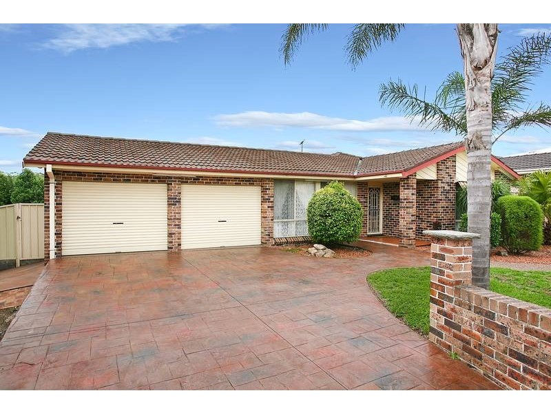 10 Hampton Crescent, Prospect NSW 2148