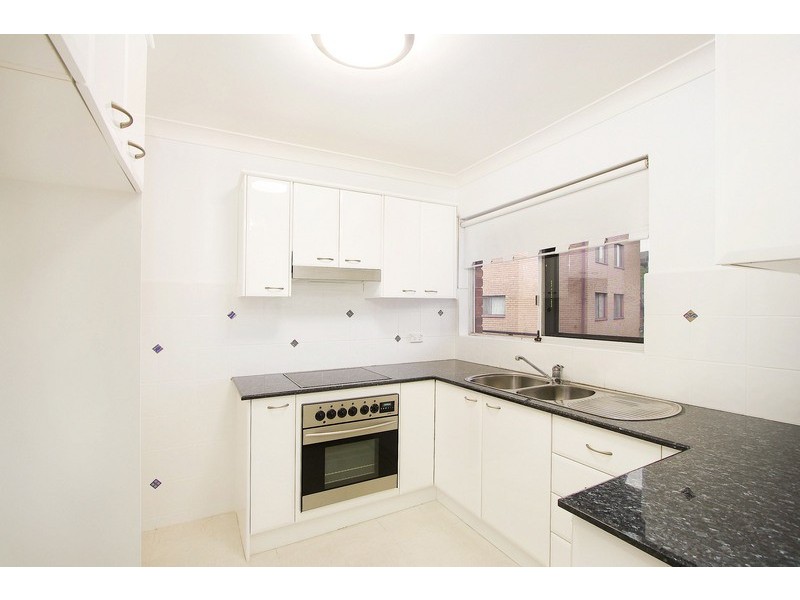 27/7-11 Elizabeth Street, Parramatta NSW 2150