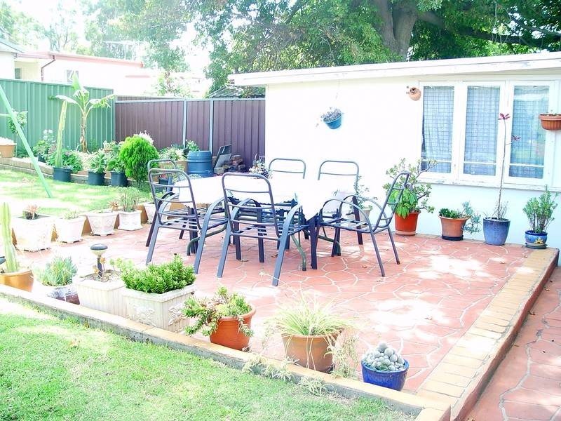 25 Runyon Avenue, Greystanes NSW 2145