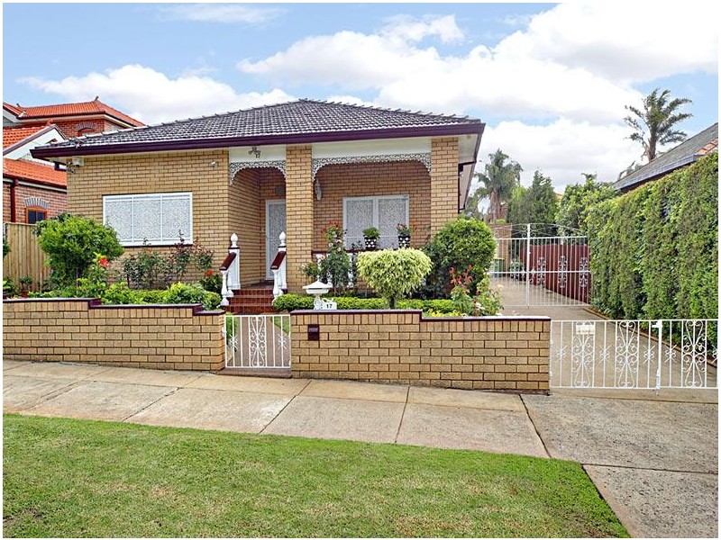 17 Sunbeam Avenue, Burwood NSW 2134
