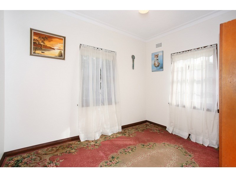 21 Church Avenue, Westmead NSW 2145