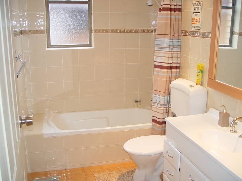 1/27-33 The Trongate, Granville NSW 2142