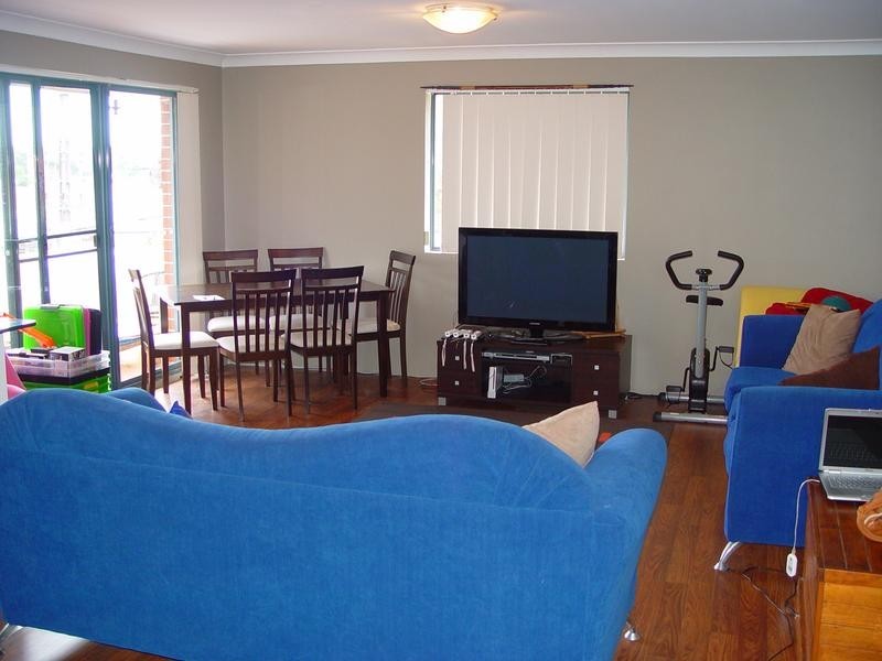 5/27 Station Street West, Harris Park NSW 2150