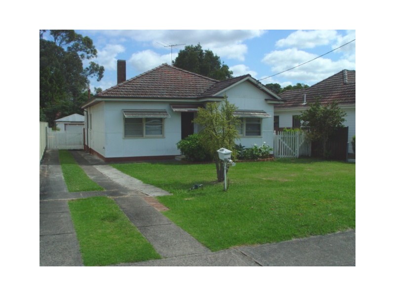 11 Beaufort Street, Northmead NSW 2152