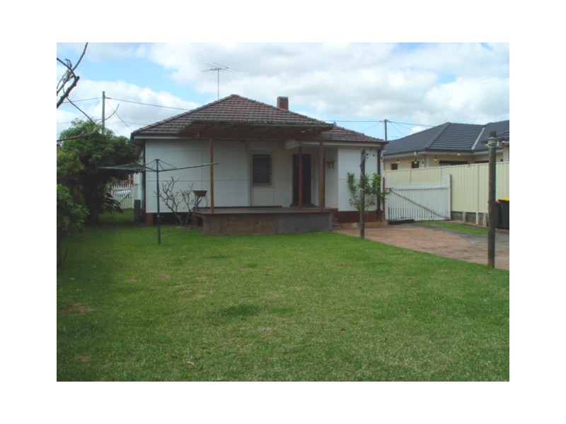 11 Beaufort Street, Northmead NSW 2152