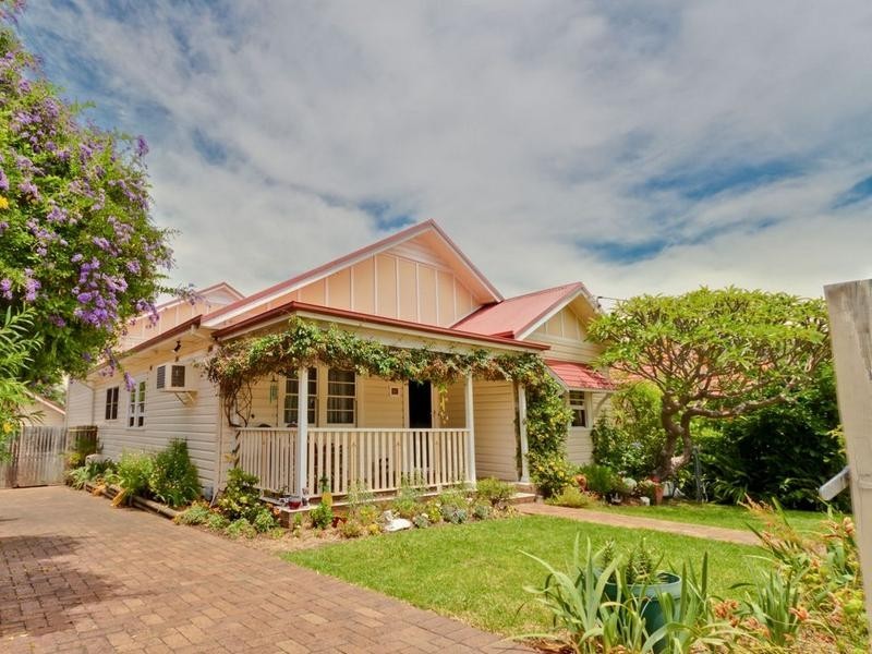 22 Thomas Street, Northmead NSW 2152