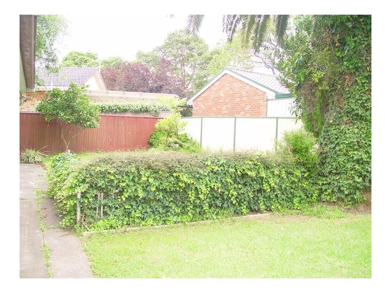 11A CARHULLEN ST, Merrylands NSW 2160