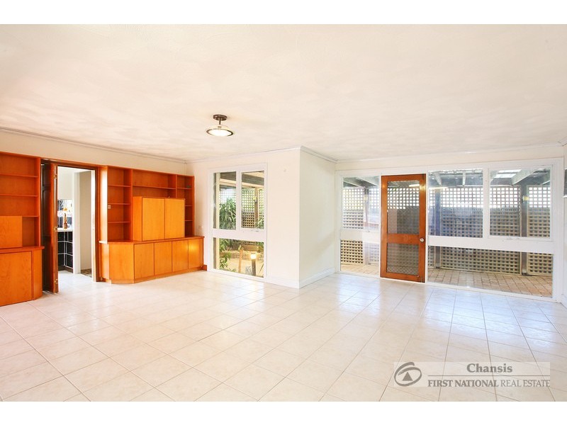 9 Lance Crescent, Greystanes NSW 2145