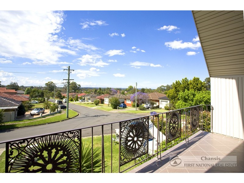 9 Lance Crescent, Greystanes NSW 2145