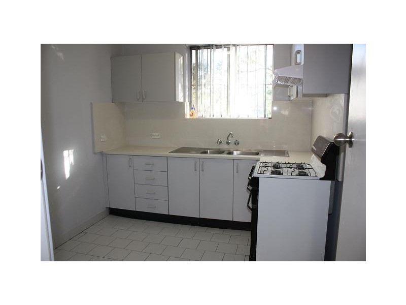 6/8 Cambridge Street, Harris Park NSW 2150