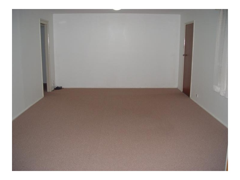 10 Bega Street, Pendle Hill NSW 2145