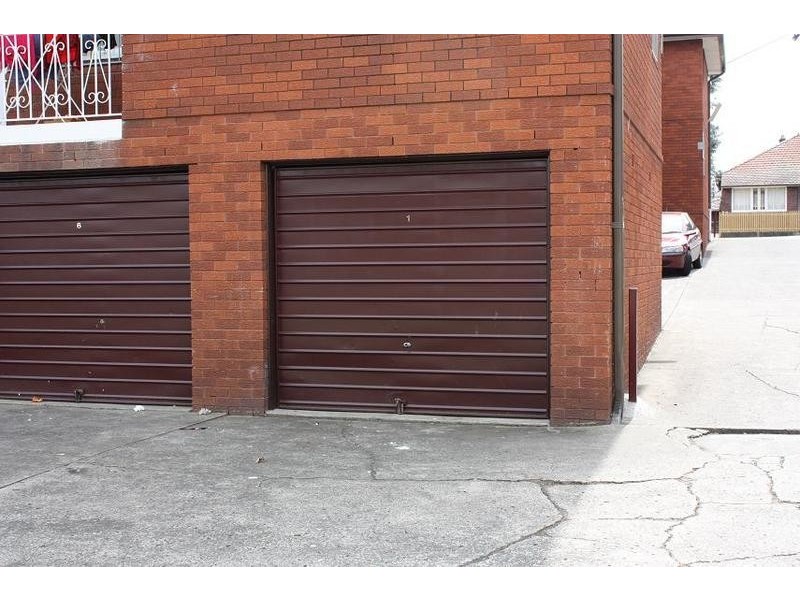 1/8 Cambridge Street, Harris Park NSW 2150