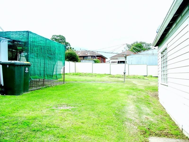 9 Mary Street, Merrylands NSW 2160