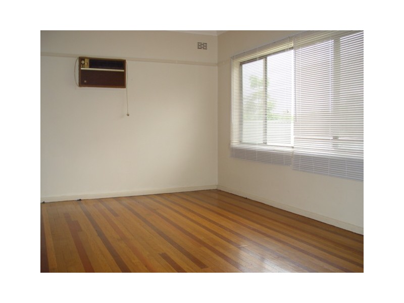 5 Sybil Street, Guildford West NSW 2161